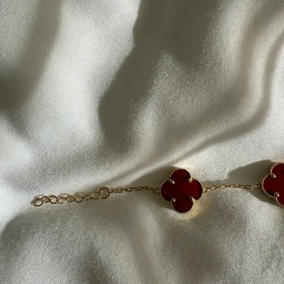 14K Elegant Red and Gold Clover Bracelet - Picture 2 of 8